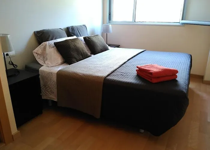 Luxury Flat, 3 Bedrooms, 2 Bathrooms And Swimming Pool Next To The Beach!!