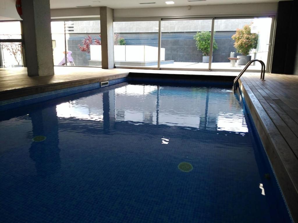 Luxury Flat, 3 Bedrooms, 2 Bathrooms And Swimming Pool Next To The Beach!! Apartment