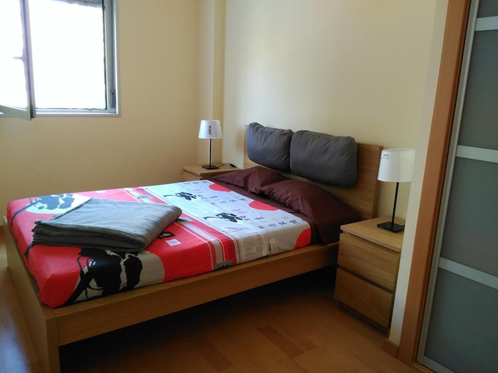 Luxury Flat, 3 Bedrooms, 2 Bathrooms And Swimming Pool Next To The Beach!! Sant Adria de Besos