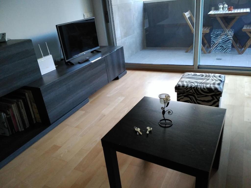 Luxury Flat, 3 Bedrooms, 2 Bathrooms And Swimming Pool Next To The Beach!! Apartment *